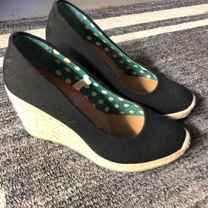 Merona black espadrilles